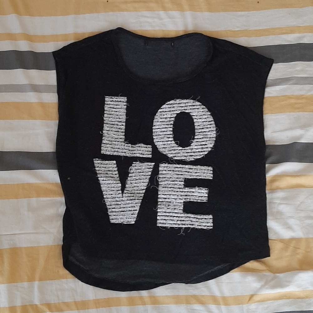 Sleeveless Tanktop LOVE